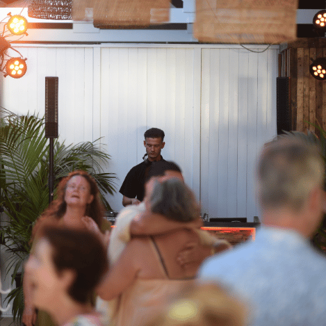 dj set verhuur licht en geluid